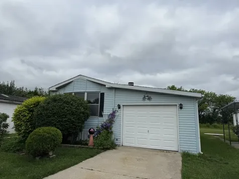 664 Huntsbridge Road Matteson IL 60443