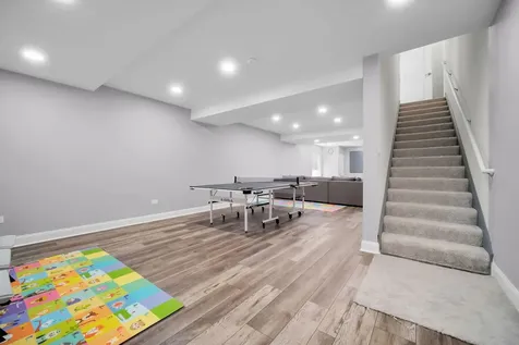 3919 Gold Cup Lane Naperville IL 60564