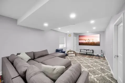 3919 Gold Cup Lane Naperville IL 60564