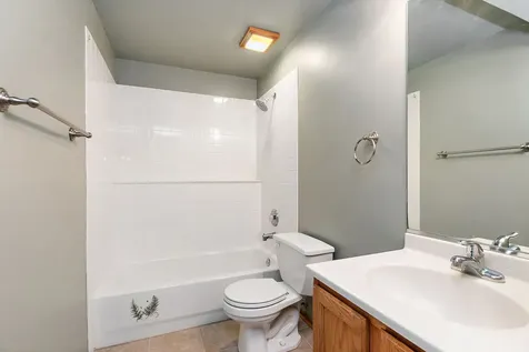 30 South Grant Street North Aurora IL 60542