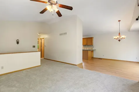 30 South Grant Street North Aurora IL 60542