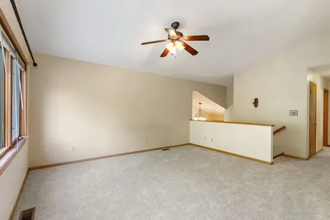 30 South Grant Street North Aurora IL 60542
