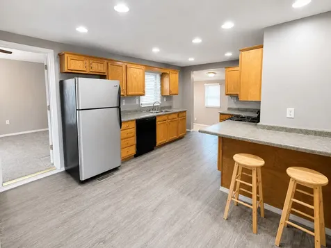 202 West Cedar Street Leroy IL 61752