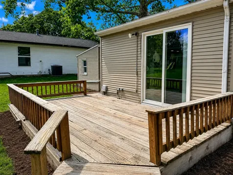 202 West Cedar Street Leroy IL 61752