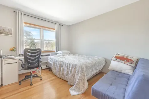 2033 Sherman Avenue Evanston IL 60201