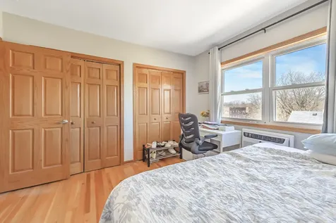 2033 Sherman Avenue Evanston IL 60201