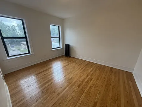 7353 North Damen Avenue Chicago IL 60645