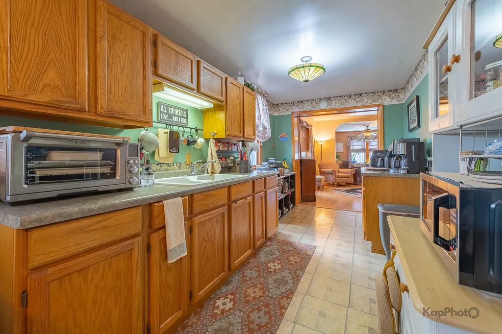 2910 South Quinn Street Chicago IL 60608