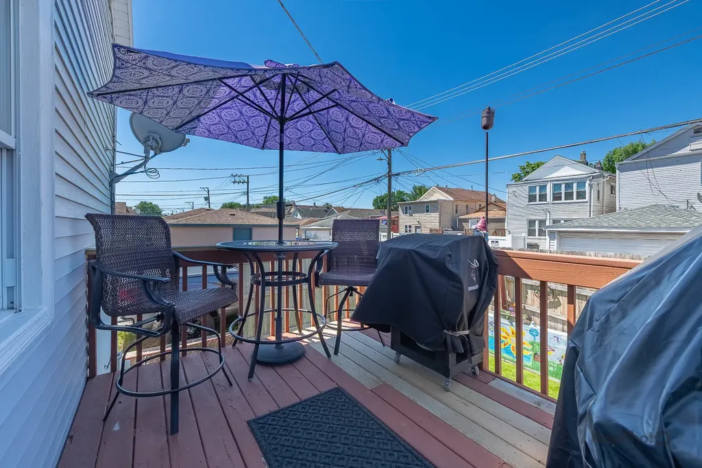 2910 South Quinn Street Chicago IL 60608