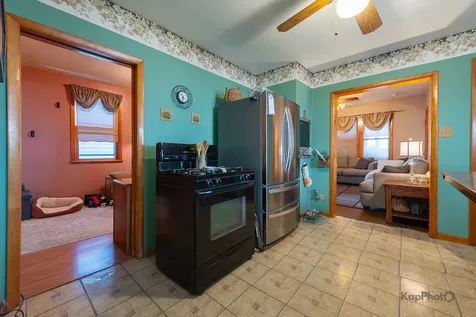2910 South Quinn Street Chicago IL 60608