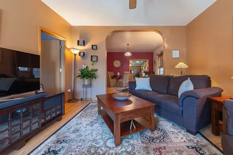 2910 South Quinn Street Chicago IL 60608