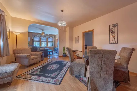 2910 South Quinn Street Chicago IL 60608
