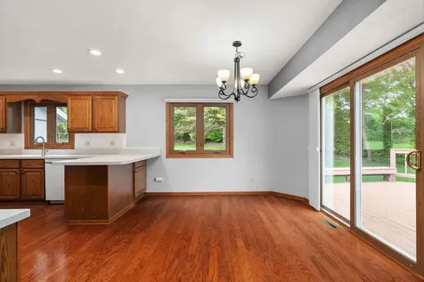 9690 Merino Run Roscoe IL 61073
