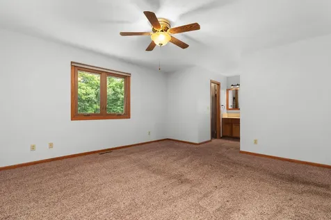 9690 Merino Run Roscoe IL 61073