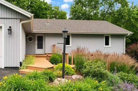9690 Merino Run Roscoe IL 61073