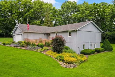 9690 Merino Run Roscoe IL 61073