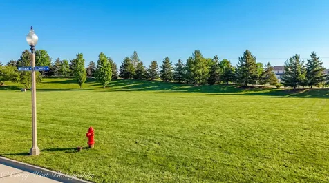 1718 Ellsworth Drive Sycamore IL 60178