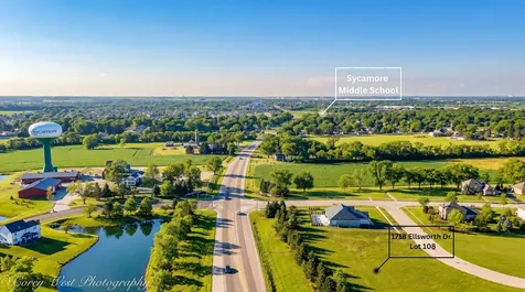 1718 Ellsworth Drive Sycamore IL 60178
