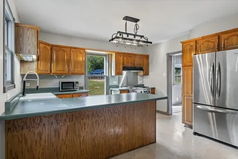 2016 Grove Lane Cary IL 60013
