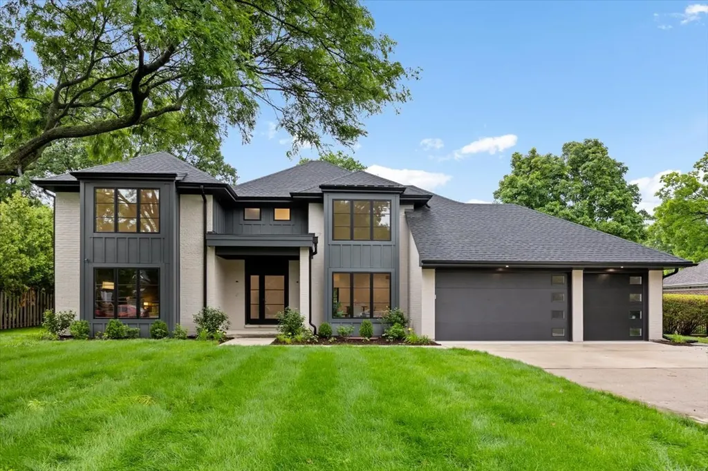 1445 Glenwood Avenue Glenview IL 60025