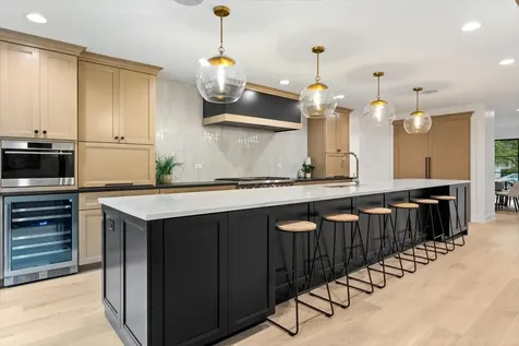 1445 Glenwood Avenue Glenview IL 60025