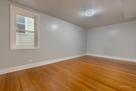 2828 South Wallace Street Chicago IL 60616