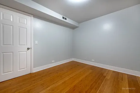 2828 South Wallace Street Chicago IL 60616