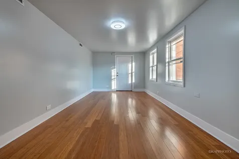 2828 South Wallace Street Chicago IL 60616
