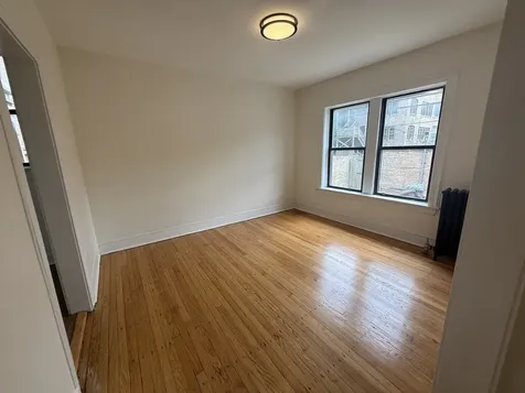 7353 North Damen Avenue Chicago IL 60645