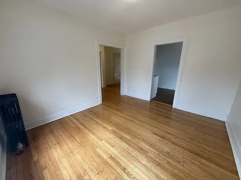 7353 North Damen Avenue Chicago IL 60645