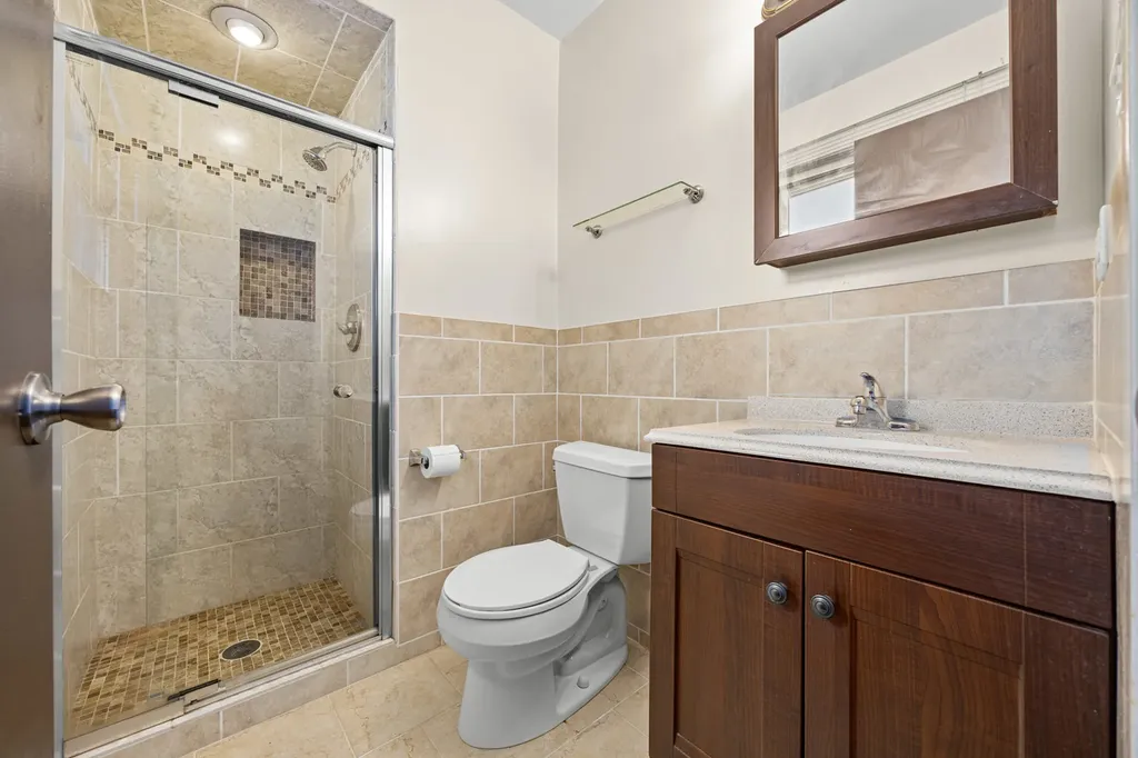 1410 West Jo Ann Lane Addison IL 60101