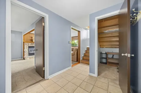 1410 West Jo Ann Lane Addison IL 60101