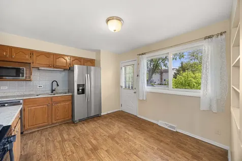1410 West Jo Ann Lane Addison IL 60101