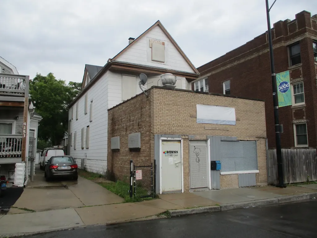4151 North Pulaski Chicago IL 60641