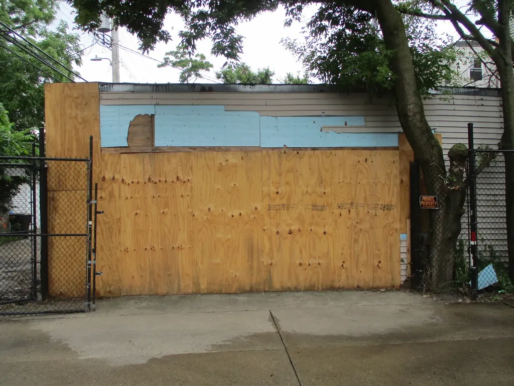 4151 North Pulaski Chicago IL 60641