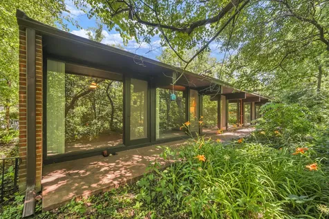 12N085 Wildmere Drive Elgin IL 60123