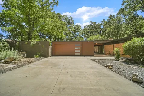 12N085 Wildmere Drive Elgin IL 60123