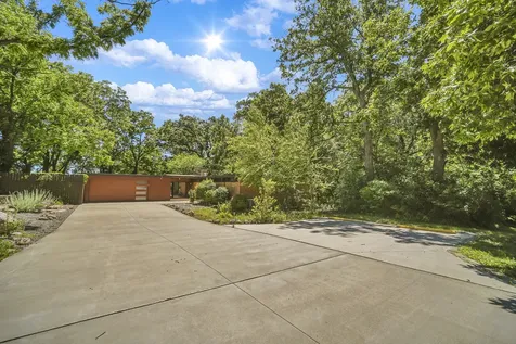 12N085 Wildmere Drive Elgin IL 60123