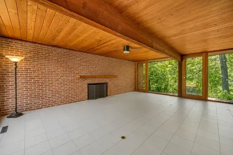 12N085 Wildmere Drive Elgin IL 60123