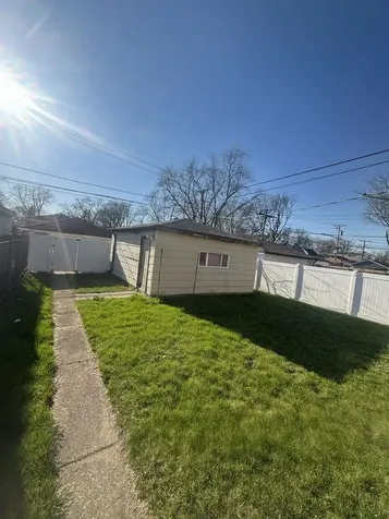 12504 South Lowe Avenue Chicago IL 60628