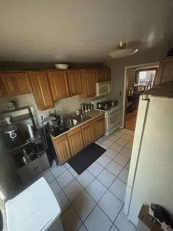 12504 South Lowe Avenue Chicago IL 60628