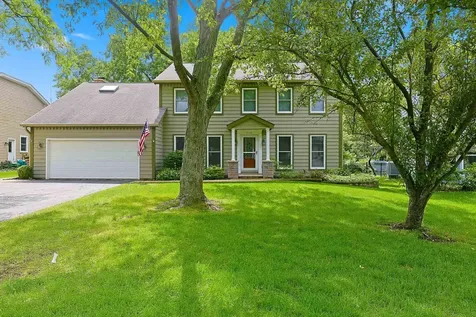 2528 Sun Valley Road Lisle IL 60532