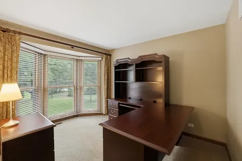 2528 Sun Valley Road Lisle IL 60532