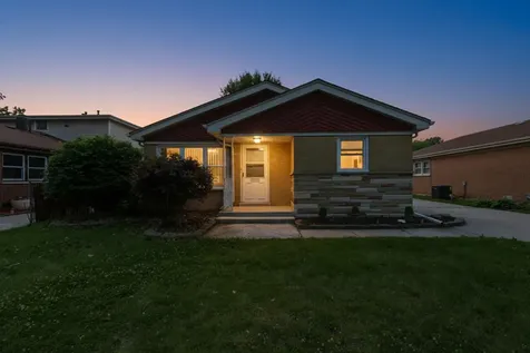 3861 153RD Place Midlothian IL 60445