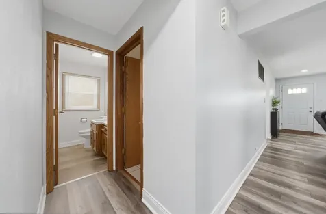 3861 153RD Place Midlothian IL 60445