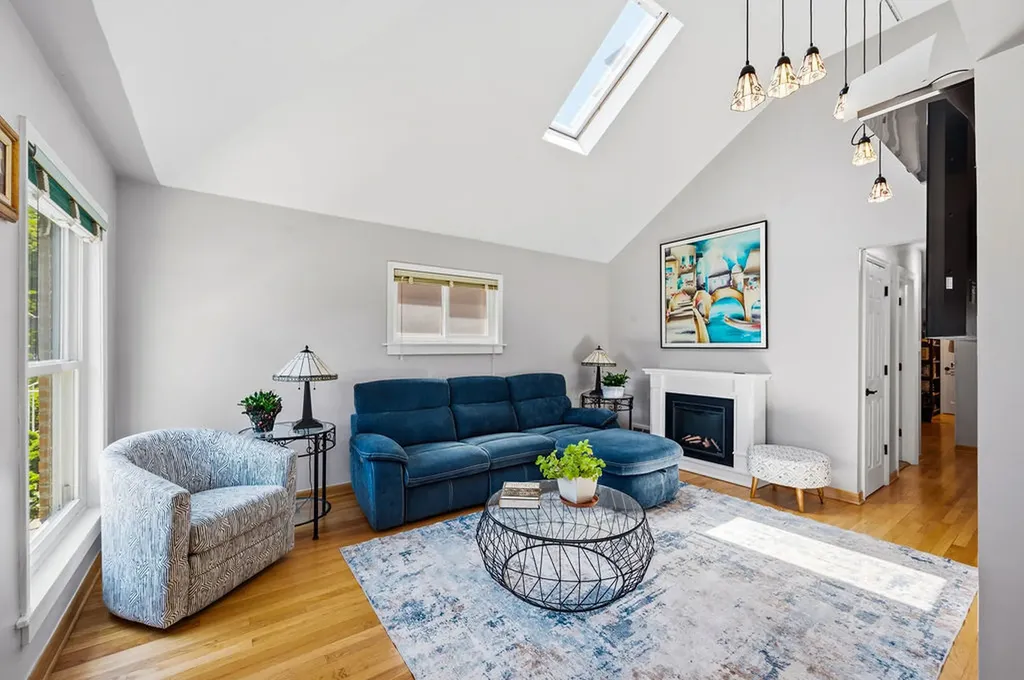 3848 North Plainfield Avenue Chicago IL 60634