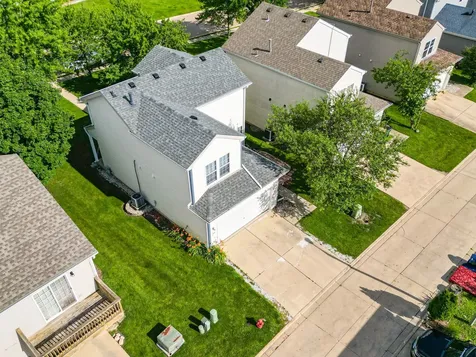 66 Wingate Drive Oswego IL 60543