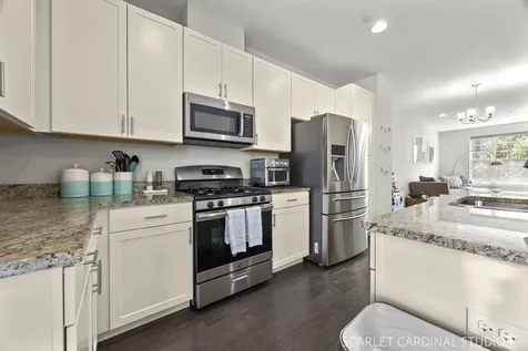 840 Center Street Des Plaines IL 60016