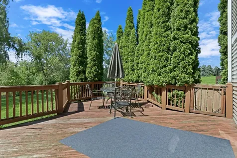1156 Oakmeadow Court Gurnee IL 60031
