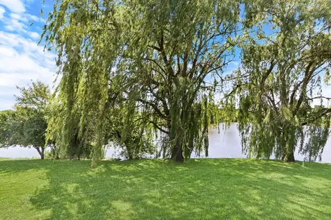 1156 Oakmeadow Court Gurnee IL 60031